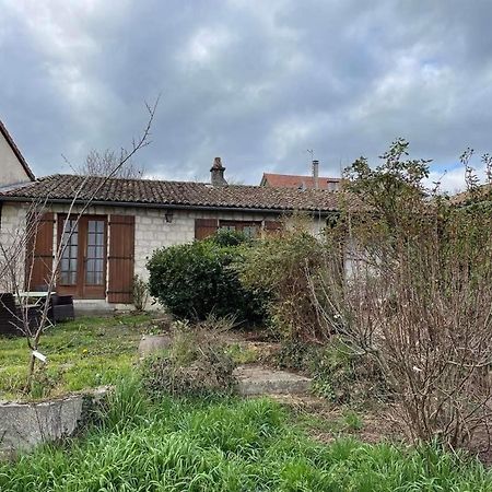 May'S Cottage Availles-Limouzine Luaran gambar