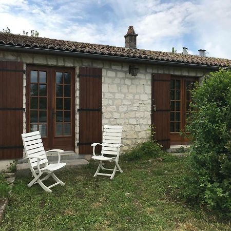 May'S Cottage Availles-Limouzine Luaran gambar