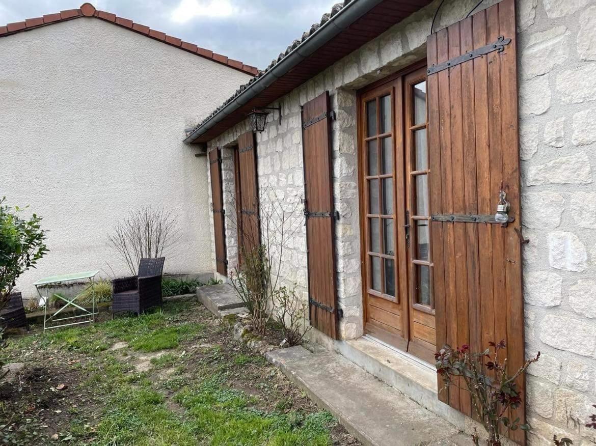May'S Cottage Availles-Limouzine Luaran gambar