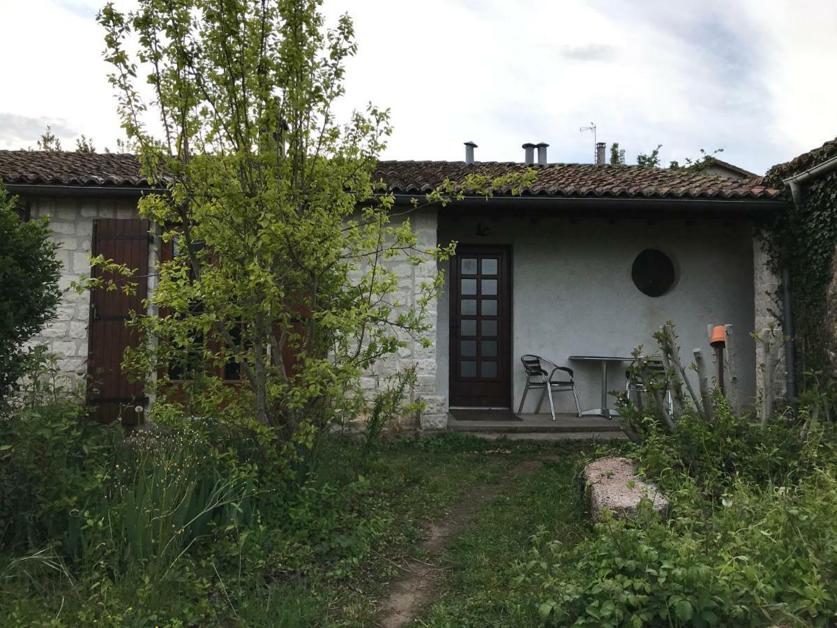 May'S Cottage Availles-Limouzine Luaran gambar